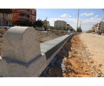 L Ayırma Bordürü Duba